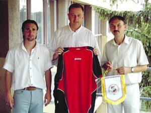 Szerződéskötés Szponzori szerződés NB 1 Vác Fc 2006
